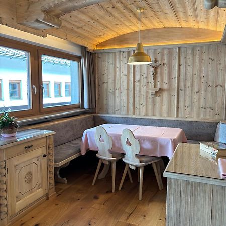 Appartement Rosa St. Johann in Tirol Zimmer foto