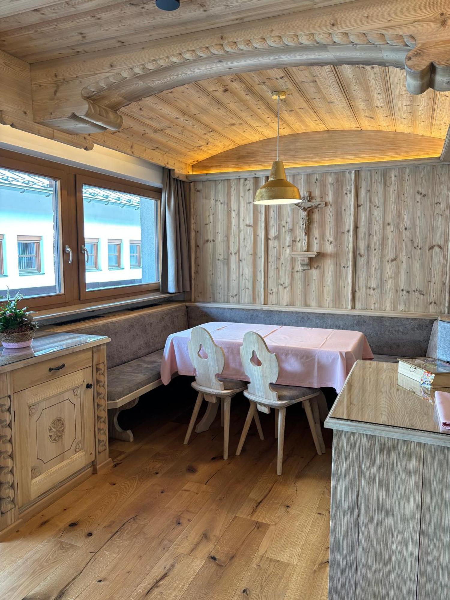 Appartement Rosa St. Johann in Tirol Zimmer foto